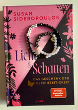 Lade das Bild in den Galerie-Viewer, SET - “Licht & Schatten - das Geschenk der Gleichzeitigkeit & Licht & Schatten GlücksBand” 🩷🖤